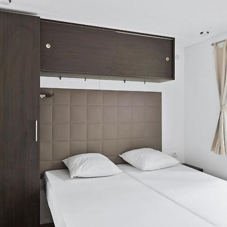 شيبينيك Mobile Homes Solaris Vacanceselect المظهر الخارجي الصورة