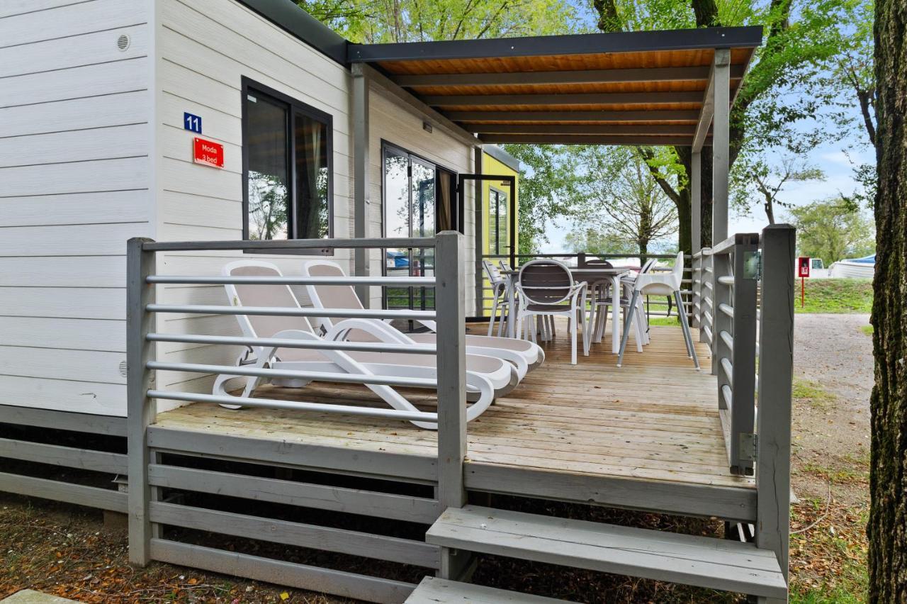 شيبينيك Mobile Homes Solaris Vacanceselect المظهر الخارجي الصورة