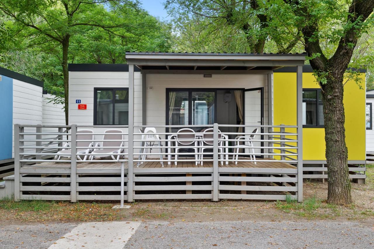 شيبينيك Mobile Homes Solaris Vacanceselect المظهر الخارجي الصورة